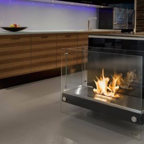 τζάκι στο εσωτερικό του διαμερίσματος τύπων σχεδιασμού