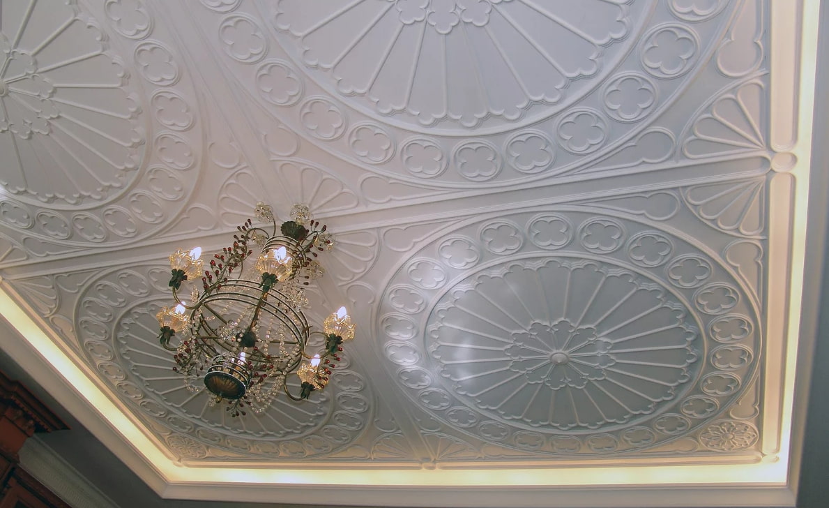 stucco molding on the ceiling