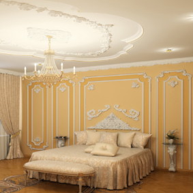 stucco molding in the apartment photo decor
