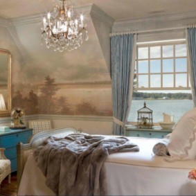 ý tưởng trang trí đèn chùm phòng ngủ