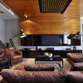 военни във вътрешността