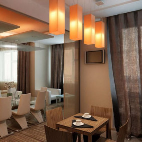 susun atur tiga bilik apartmen