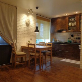 ซ่อมแซมในห้องเล็ก ๆ