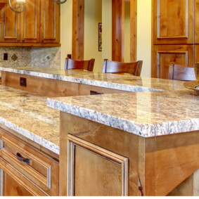 table en pierre artificielle à l'intérieur des idées de cuisine