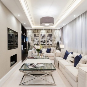 salon étroit dans la décoration photo de l'appartement