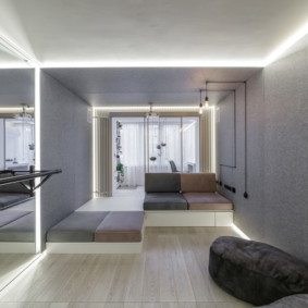 miroirs à l'intérieur du décor photo du salon