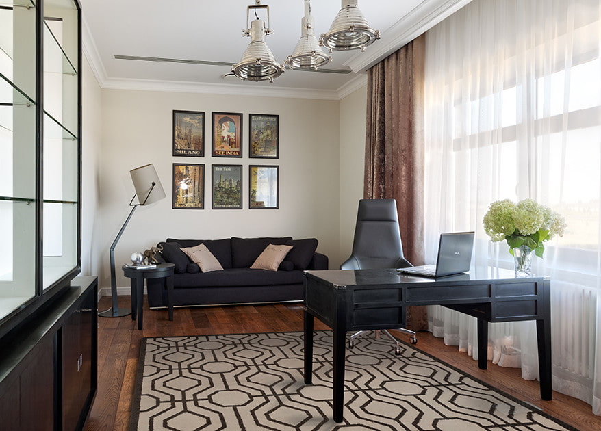 โต๊ะดำในโฮมออฟฟิศ