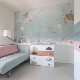 Petit canapé avec dossier rose