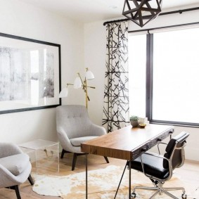 ม่านแสงบนบัวดำ