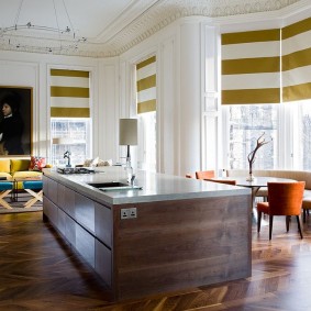 Rideaux à rayures romaines