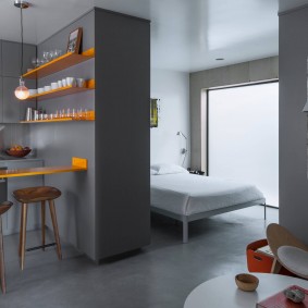 Comptoir de bar orange