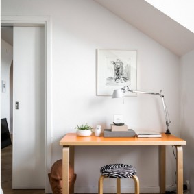 Таванско бюро