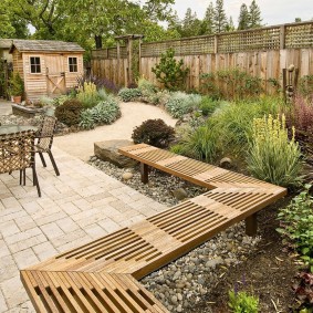 Banc de jardin en bois massif
