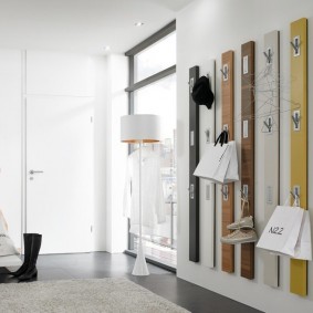 cintres muraux dans la conception de photo de couloir