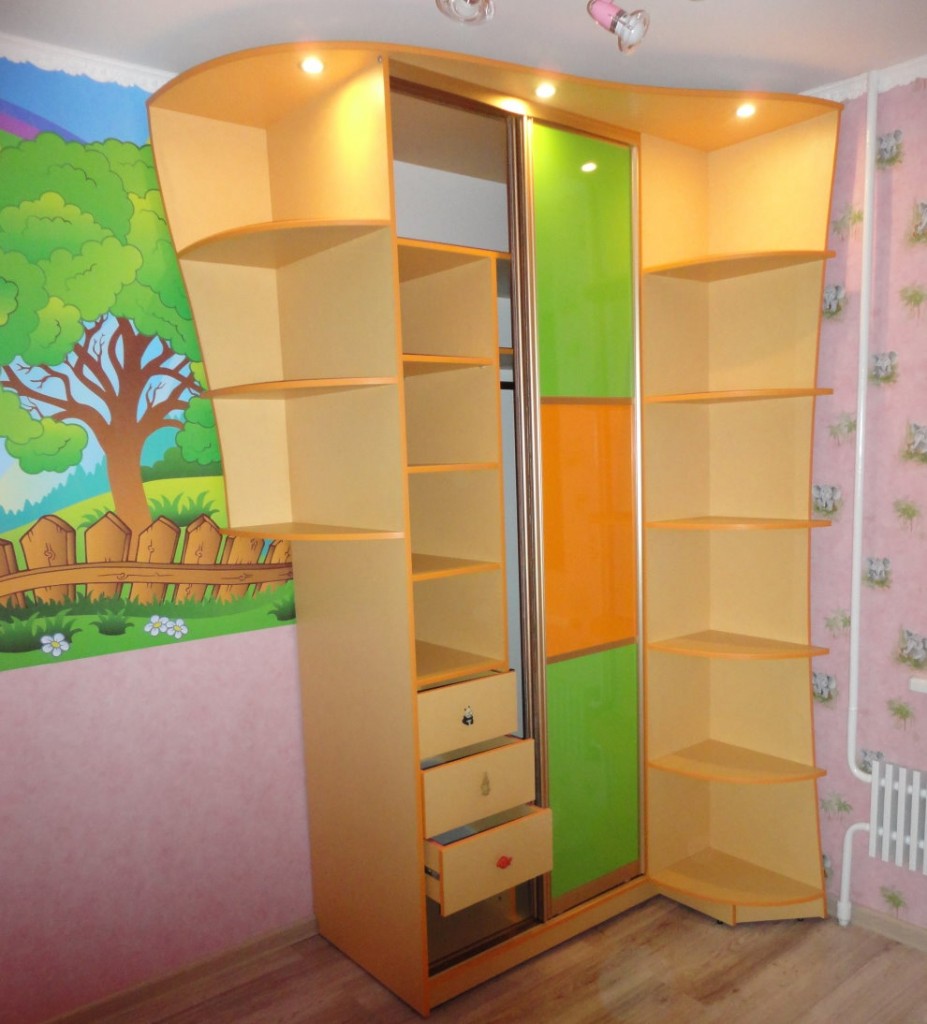 Armoire enfant avec éclairage