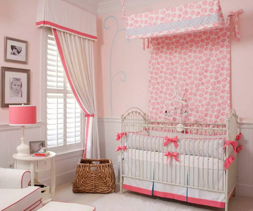 Canopy made of fabric with a pattern over the crib