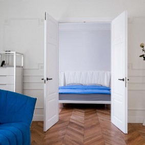 ความคิดประตูสีขาว