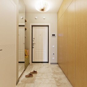 ประตูสีขาวในตัวเลือกภาพอพาร์ทเม้น