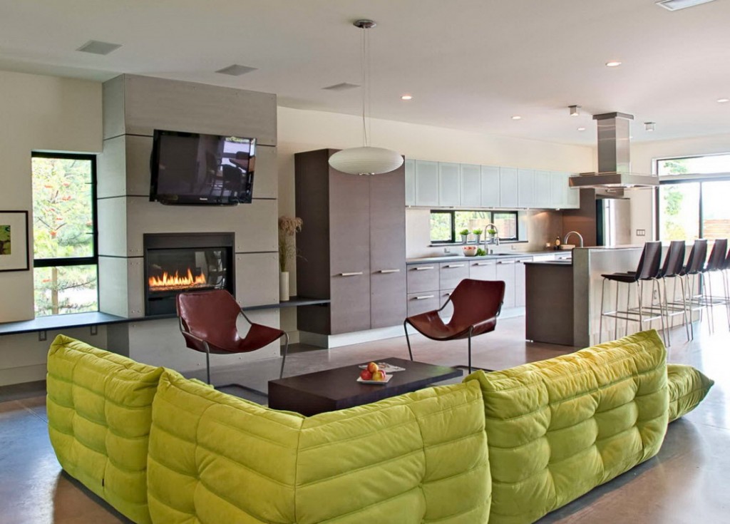 โซฟากรอบสีเขียวอ่อน