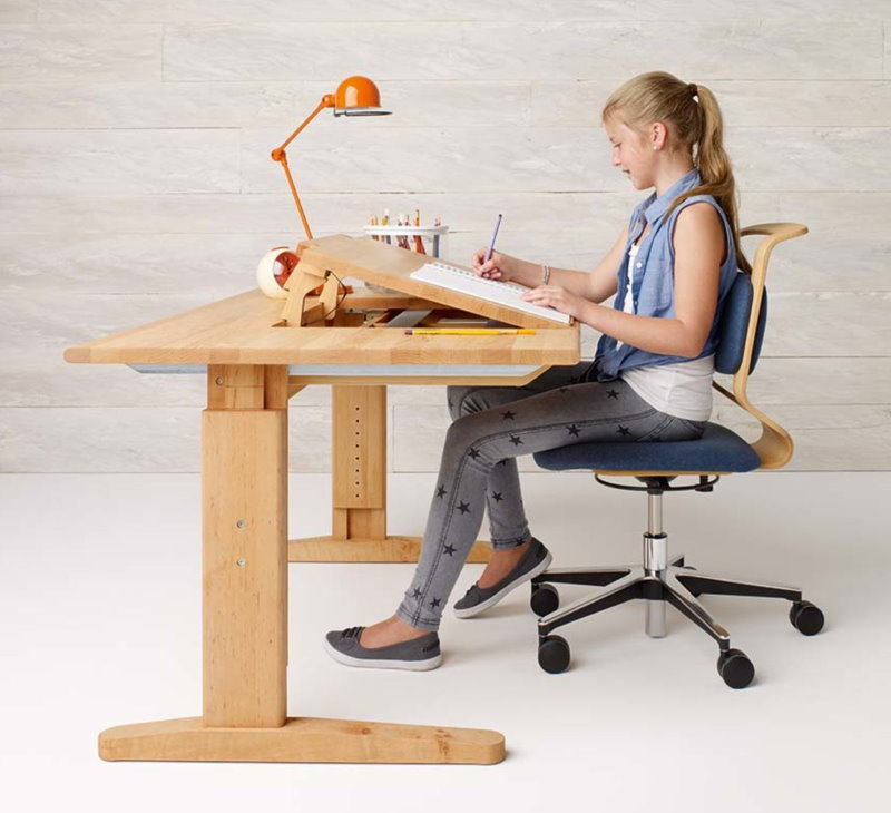 เก้าอี้ล้อสำหรับเด็กวัยเรียน