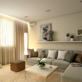 rafturi deasupra canapelei