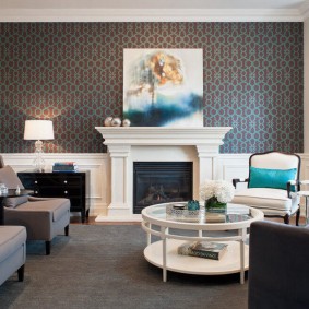 Falso camino all'interno del soggiorno nell'appartamento