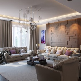 Luci di vetro sul soffitto del soggiorno