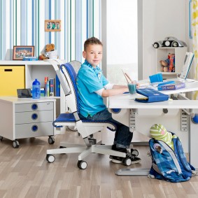 Nội thất chỉnh hình có điều chỉnh chiều cao