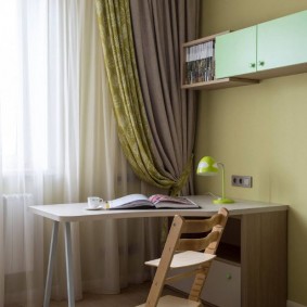 Ghế trẻ em vân sam từ gỗ dán bạch dương