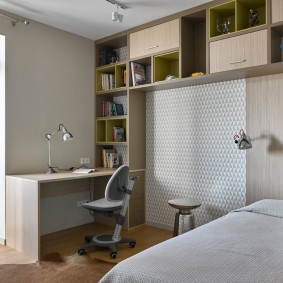 Kệ tích hợp trong phòng ngủ bé gái