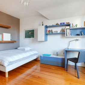 Sàn sơn mài trong phòng ngủ của trẻ em