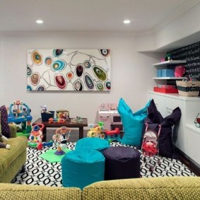 Sorotan pada siling putih