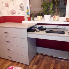 Çekmeceli sunta sandığı