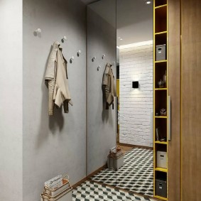 Koridor duvar açık bir askı