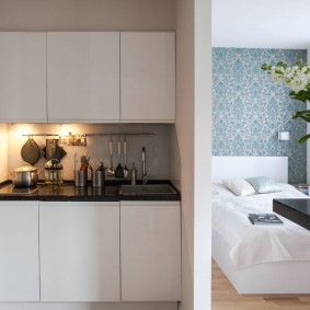 Pürüzsüz cepheli mutfak mobilyaları