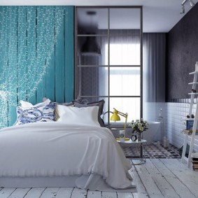 Interiorul original al dormitorului