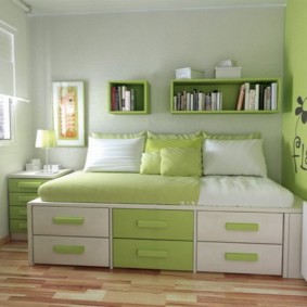 เตียงเด็กพร้อมลิ้นชัก