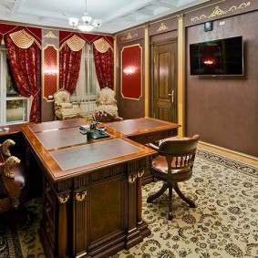 belajar di sebuah apartmen klasik