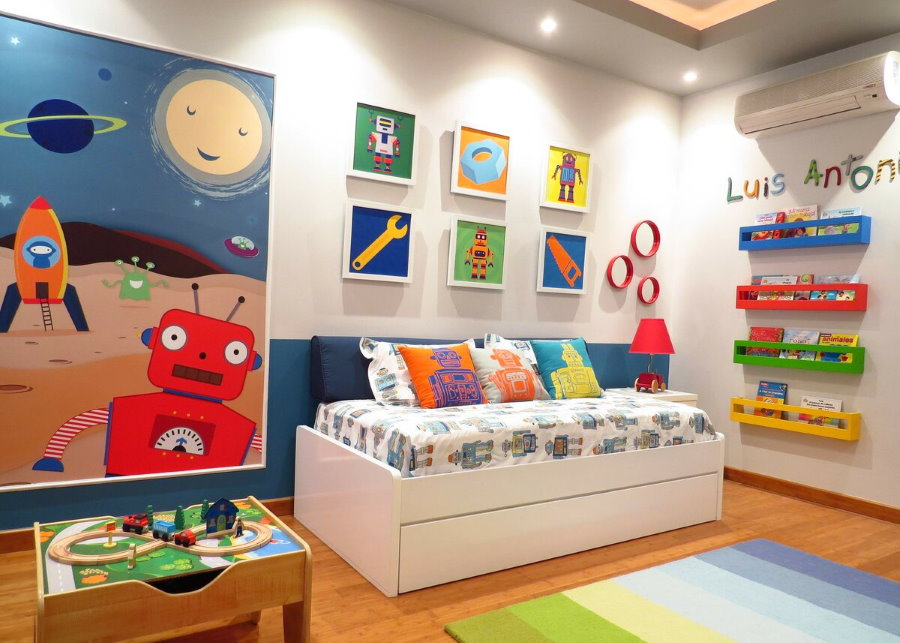 Petites affiches carrées dans la pépinière