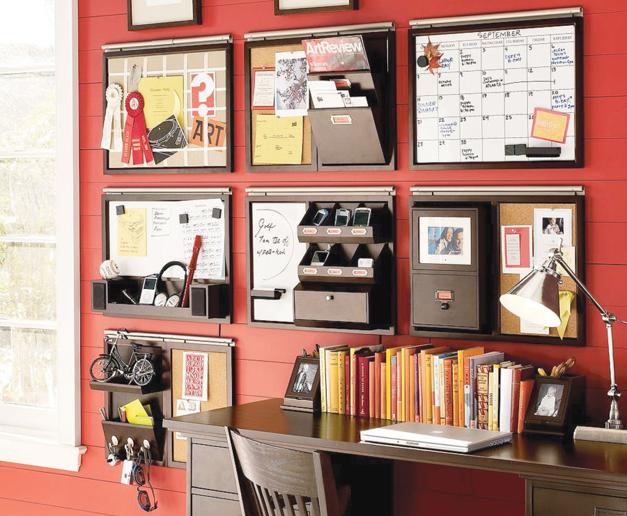 Организатори на училищно бюро