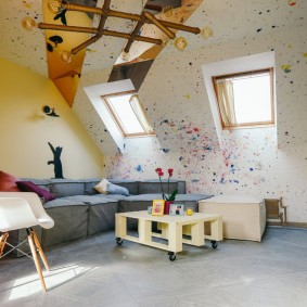 จิตรกรรมฝาผนังในห้องโถงประเภทความคิด