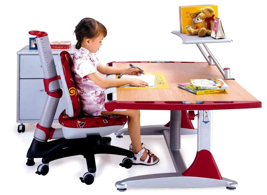 เปลี่ยนเฟอร์นิเจอร์สำหรับเด็กนักเรียน