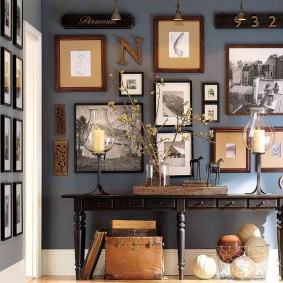 กิ่งไม้ที่อาศัยอยู่ในแจกันแก้ว