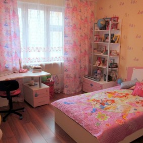 ρύθμιση επίπλων σε επιλογές φωτογραφιών για παιδιά