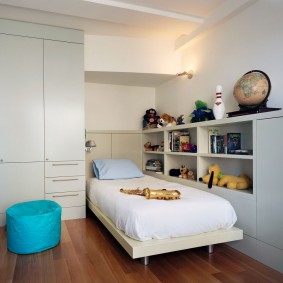 διαρρύθμιση των επίπλων στο σχεδιασμό των παιδιών