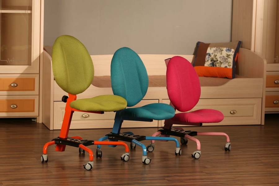 เก้าอี้หุ้มเบาะ