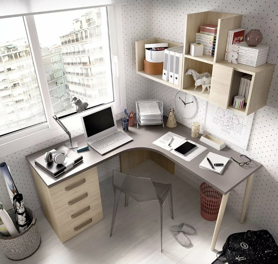 Table d'angle pour écolier