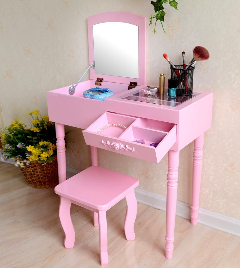 ลิ้นชักพร้อมช่องสำหรับเก็บเครื่องสำอางสำหรับเด็ก