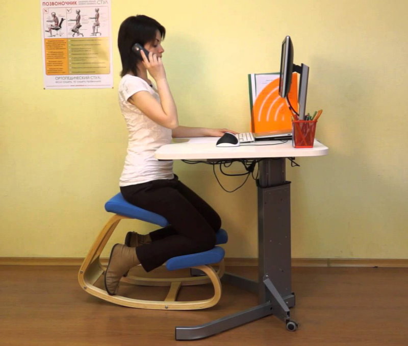 เก้าอี้ทรงตัวเด็กพร้อมหัวเข่า