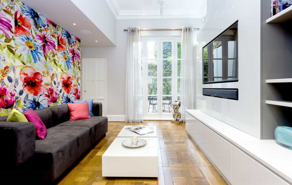 Carta da parati luminosa della foto in un salone bianco